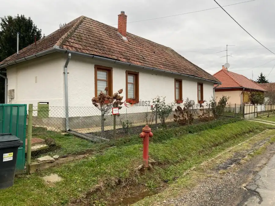 eladó családi ház, Felsőmarác