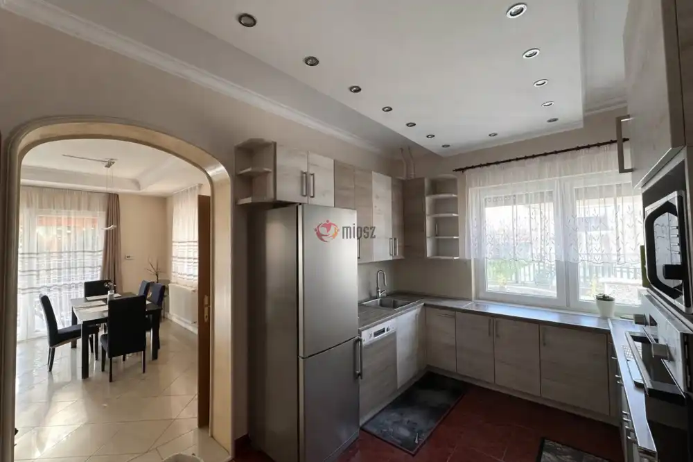 Heves megye - Felsőtárkány