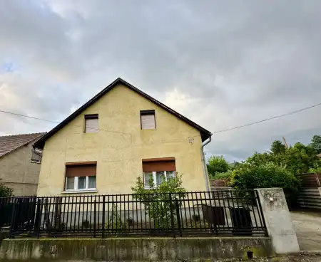 eladó családi ház, Fót