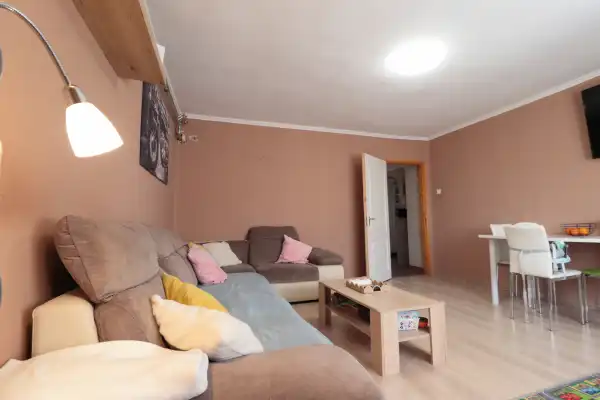 Eladó családi ház, Gádoros 4 szoba 140 m² 25.5 M Ft