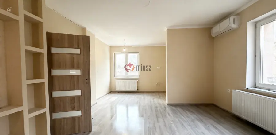 eladó családi ház, Göd