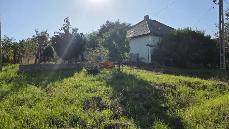 eladó családi ház, Golop