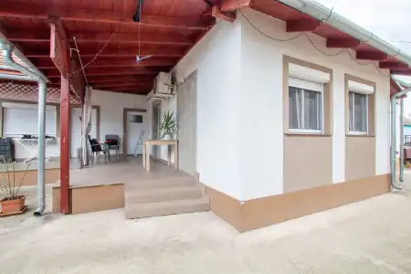 eladó családi ház, Gyál