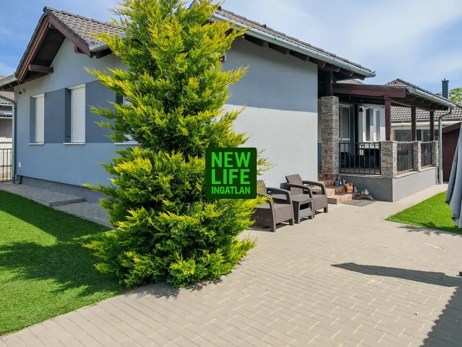 eladó családi ház, Gyömrő