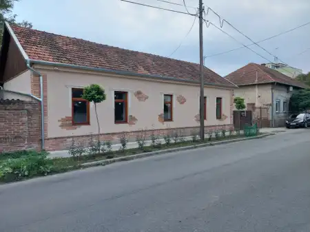 eladó családi ház, Gyula