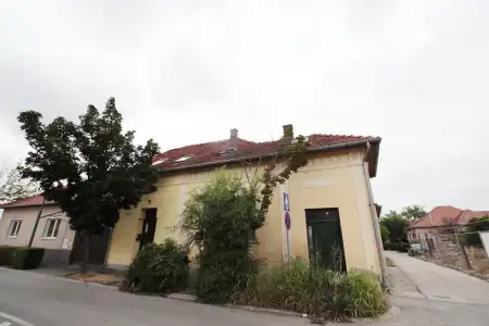 eladó családi ház, Gyula