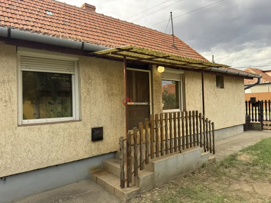 eladó családi ház, Heves