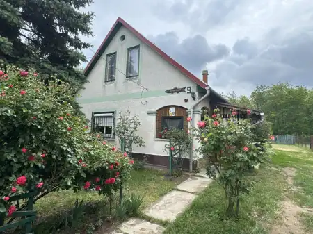 eladó családi ház, Heves