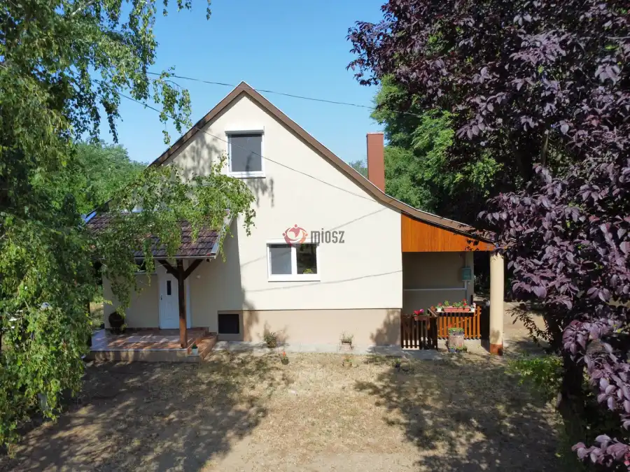 eladó családi ház, Heves