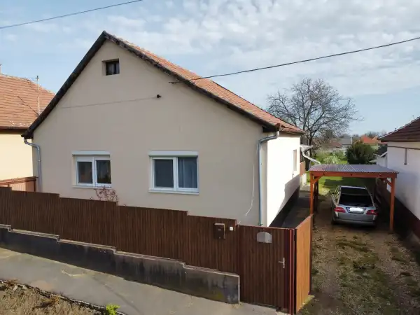 Eladó családi ház, Heves 3 szoba 91 m² 35.9 M Ft