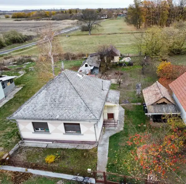 Eladó családi ház, Hevesvezekény 4 szoba 95 m² 13.9 M Ft