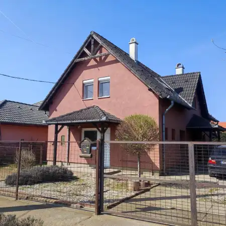 eladó családi ház, Inárcs