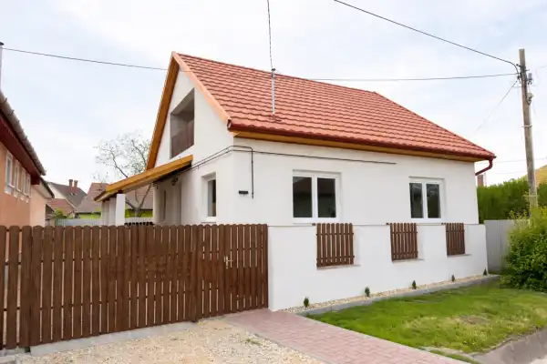 Eladó családi ház, Jászapáti 2 szoba 65 m² 31.9 M Ft