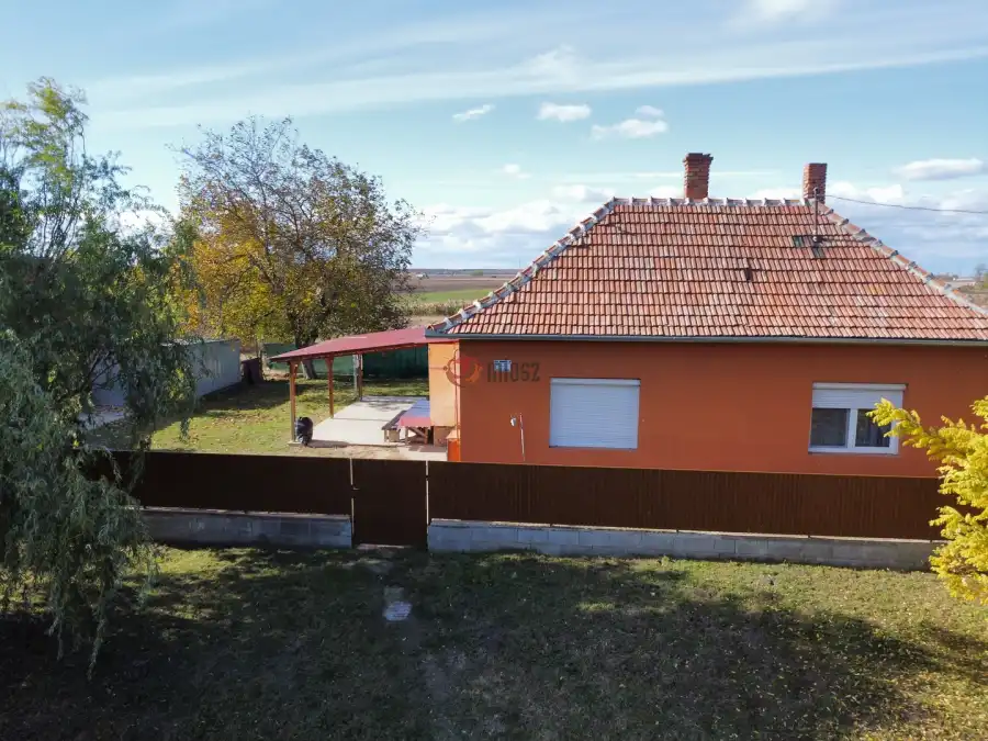 eladó családi ház, Jászapáti