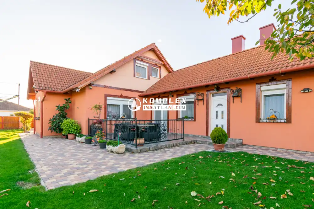 Győr-Moson-Sopron megye - Károlyháza