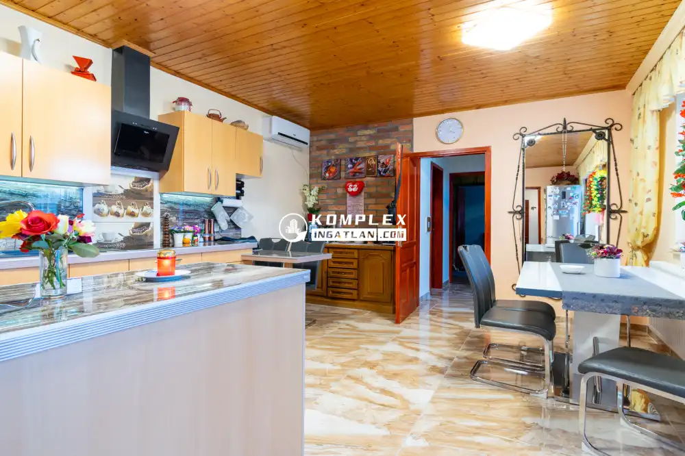 Győr-Moson-Sopron megye - Károlyháza