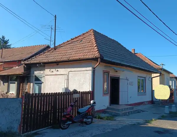 Eladó családi ház, Kemence 3 szoba 108 m² 21.9 M Ft + Áfa