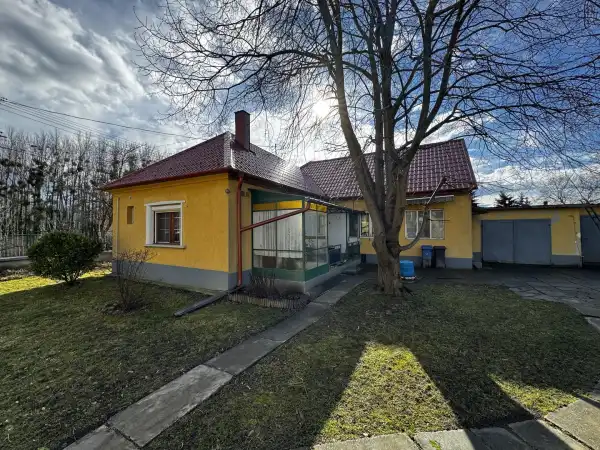 Eladó családi ház, Kimle 3 szoba 100 m² 55 M Ft