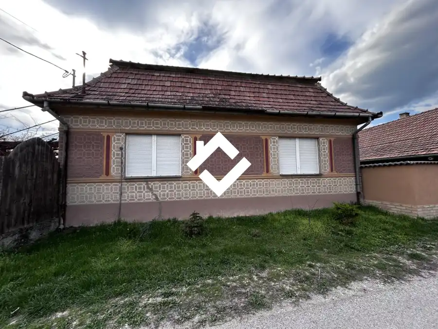 eladó családi ház, Kiskunlacháza