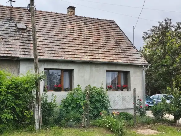 Eladó családi ház, Kömlőd 3 szoba 62 m² 27.5 M Ft