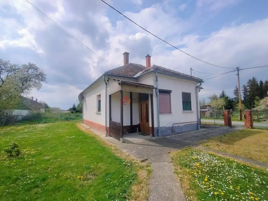 eladó családi ház, Kondorfa