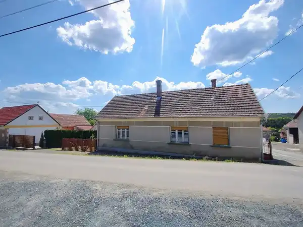 Eladó családi ház, Kondorfa 2 szoba 95 m² 30 M Ft
