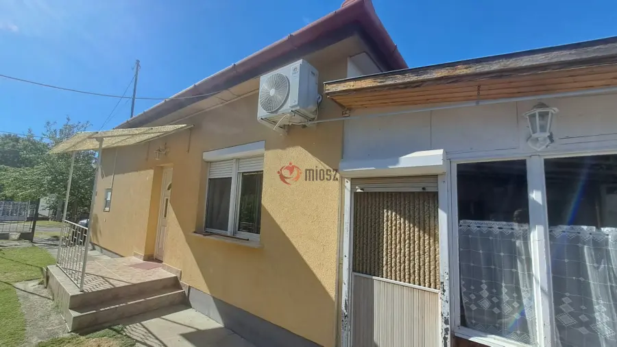 eladó családi ház, Lábatlan