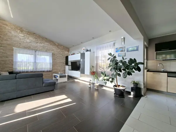 Eladó családi ház, Lukácsháza 4+1 szoba 154 m² 122.4 M Ft