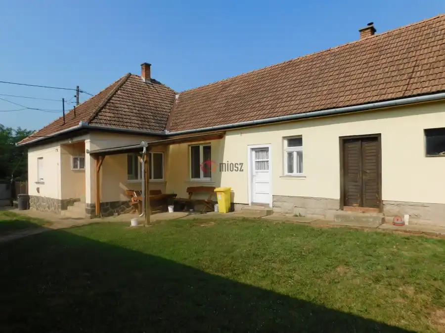 eladó családi ház, Mátraderecske