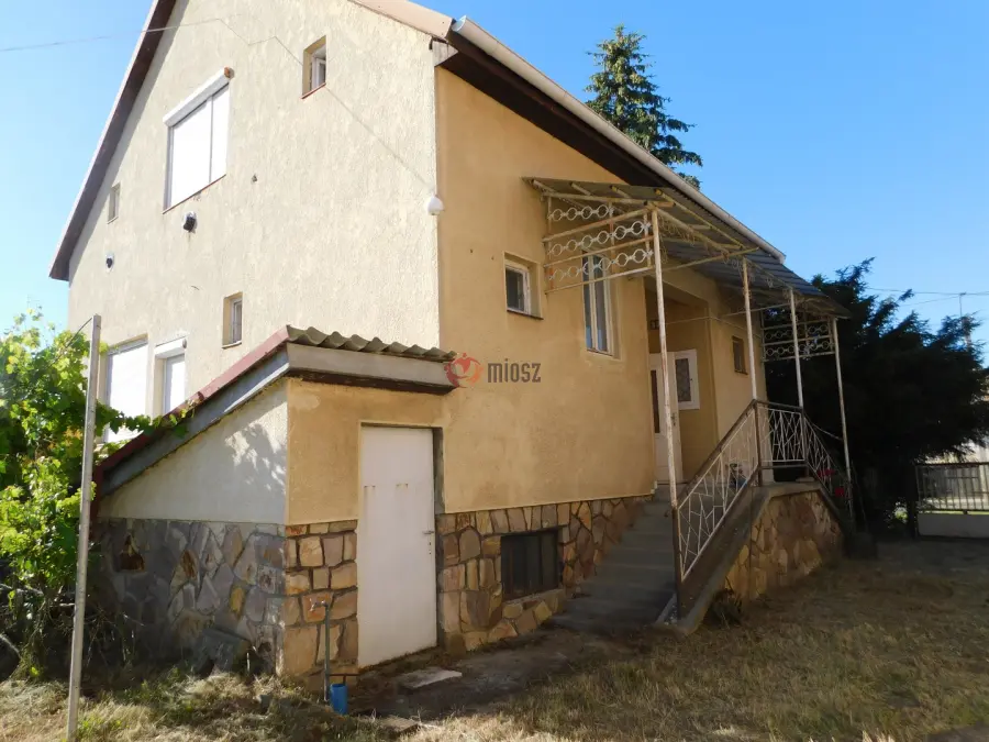 eladó családi ház, Mátraderecske