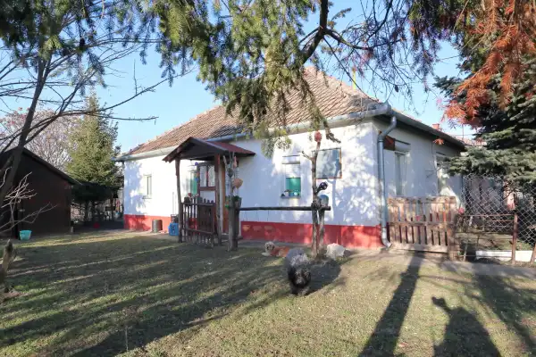 Eladó családi ház, Mélykút 2 szoba 56 m² 17.9 M Ft