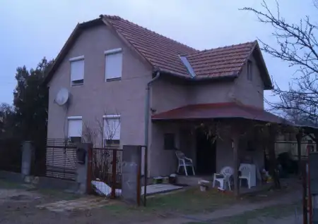 eladó családi ház, Mikebuda