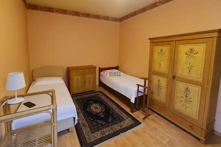 eladó családi ház, Misefa