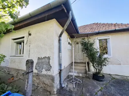 eladó családi ház, Miskolc