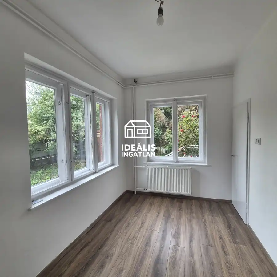 eladó családi ház, Miskolc