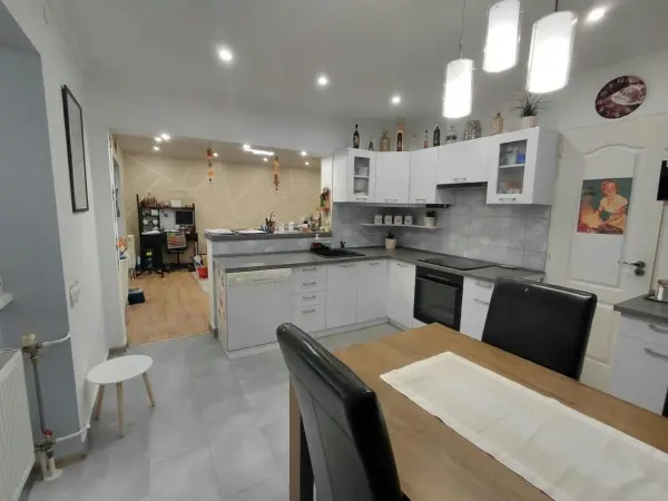 Eladó családi ház, Mocsa 3 szoba 120 m² 64.9 M Ft