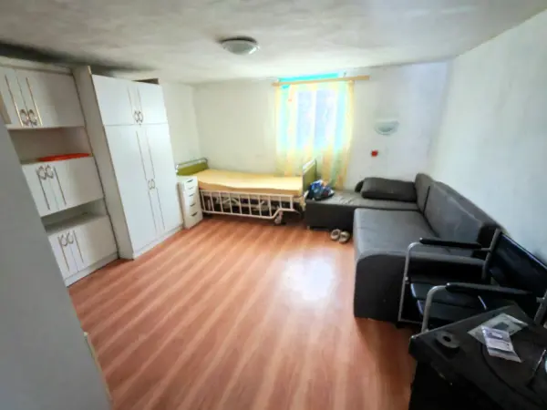 Eladó családi ház, Mohács 2 szoba 59 m² 5.9 M Ft