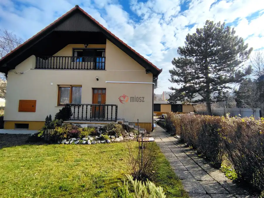 eladó családi ház, Mohács