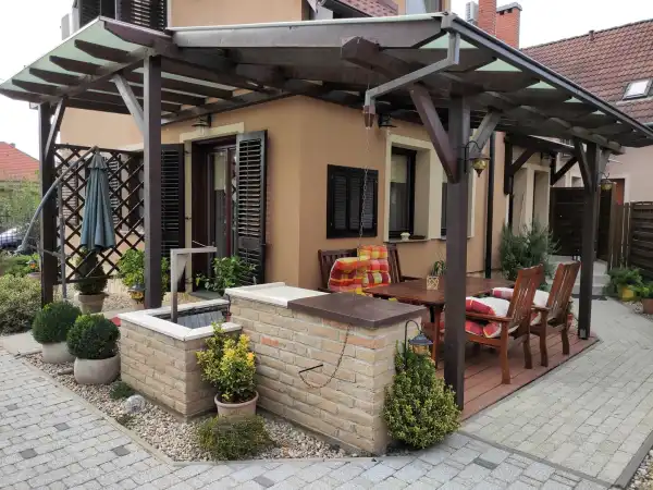Eladó családi ház, Mohács 4 szoba 146 m² 80 M Ft