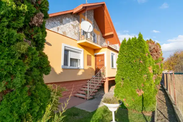 Eladó családi ház, Mosonmagyaróvár 4+2 szoba 150 m² 85 M Ft