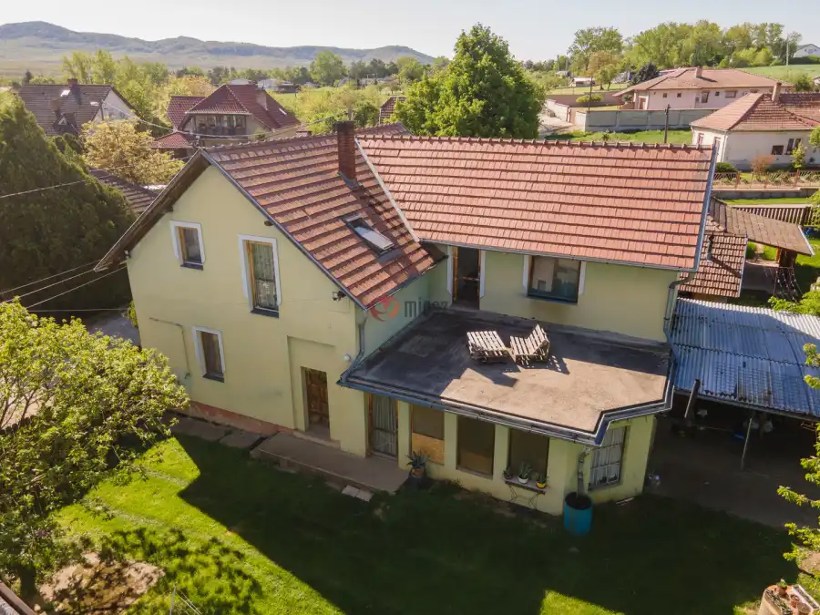 eladó családi ház, Nagyoroszi