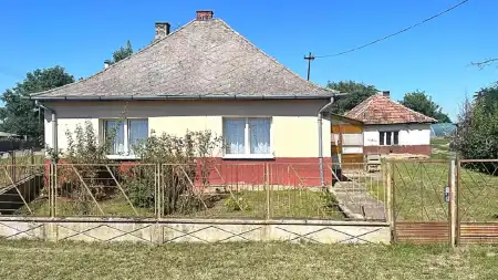 eladó családi ház, Nyíregyháza