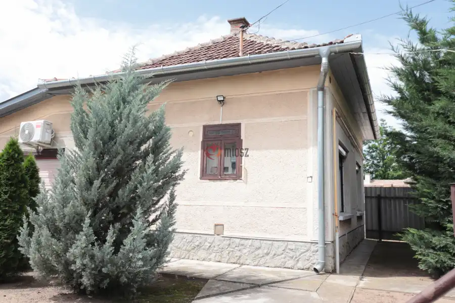eladó családi ház, Orosháza