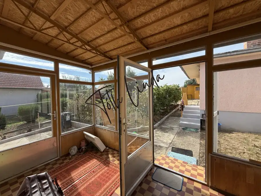 eladó családi ház, Oroszlány