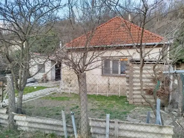 Eladó családi ház, Ostoros 2 szoba 65 m² 12.9 M Ft