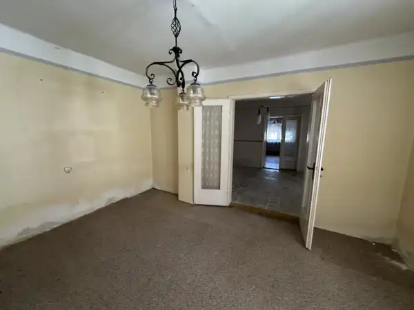 Eladó családi ház, Paks 4+1 szoba 125 m² 39.9 M Ft