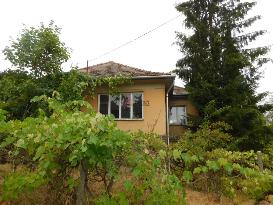 eladó családi ház, Parád