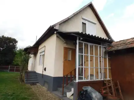 eladó családi ház, Parád