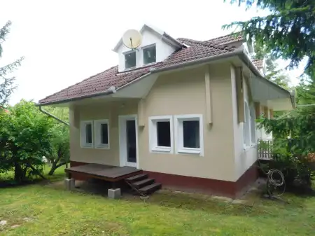 eladó családi ház, Parádsasvár