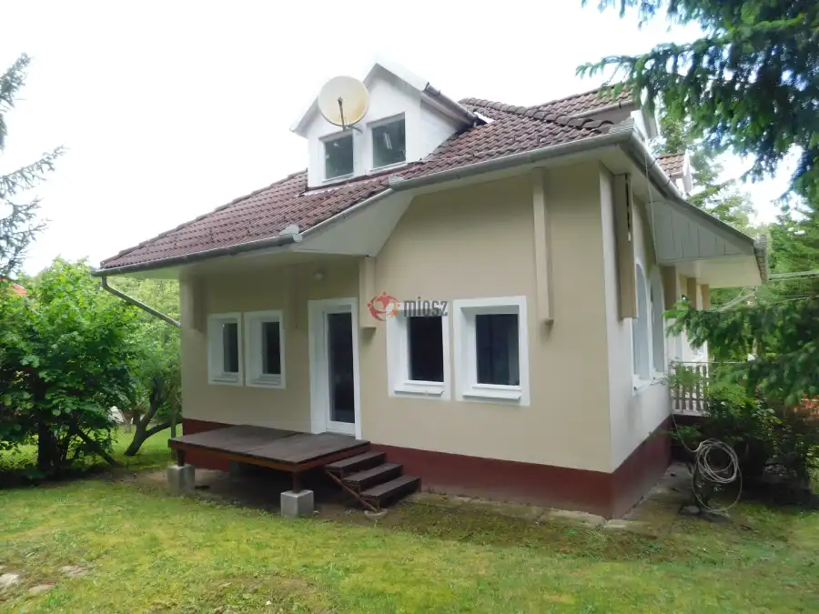 eladó családi ház, Parádsasvár
